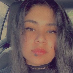 Meet your Posher, Marisol